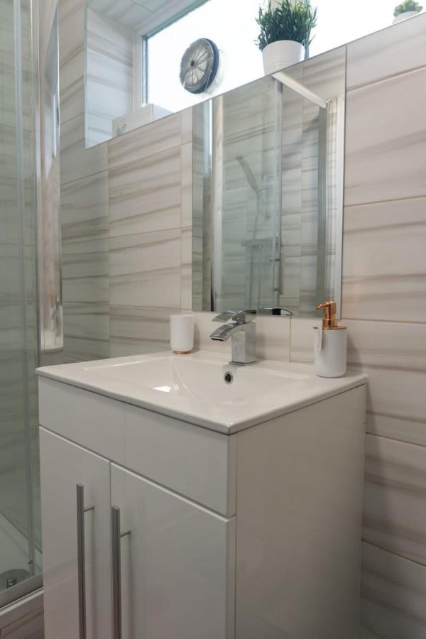 Gorgeous Ground Floor Apartment + Free Parking Manchester Exteriér fotografie